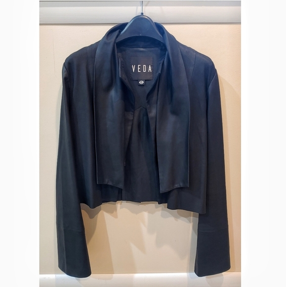 Veda Mare leather jacket - Picture 1 of 8